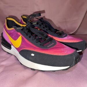 Nike Waffle One Active Fuchsia Mens size 9.5